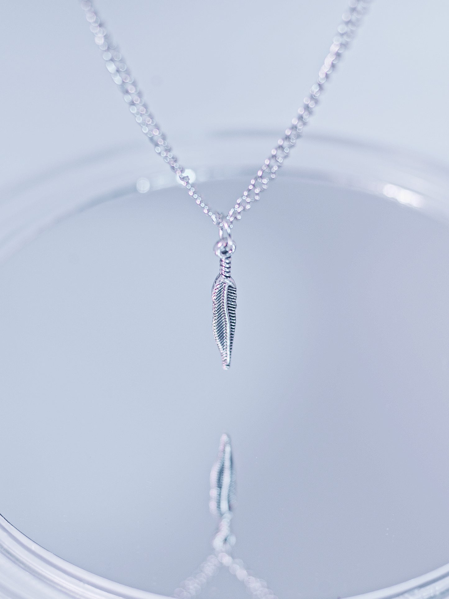 Plata de Pluma Necklace | Amor x Leon