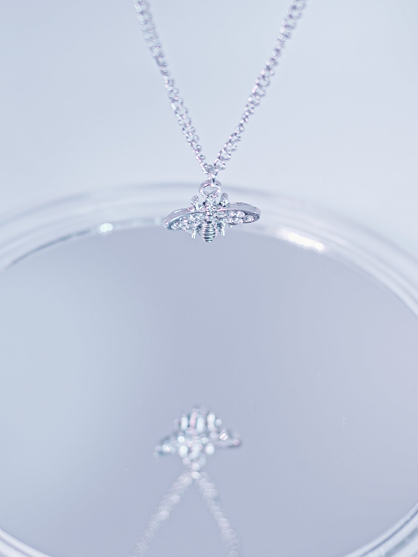 Avejita Necklace | Amor x Leon